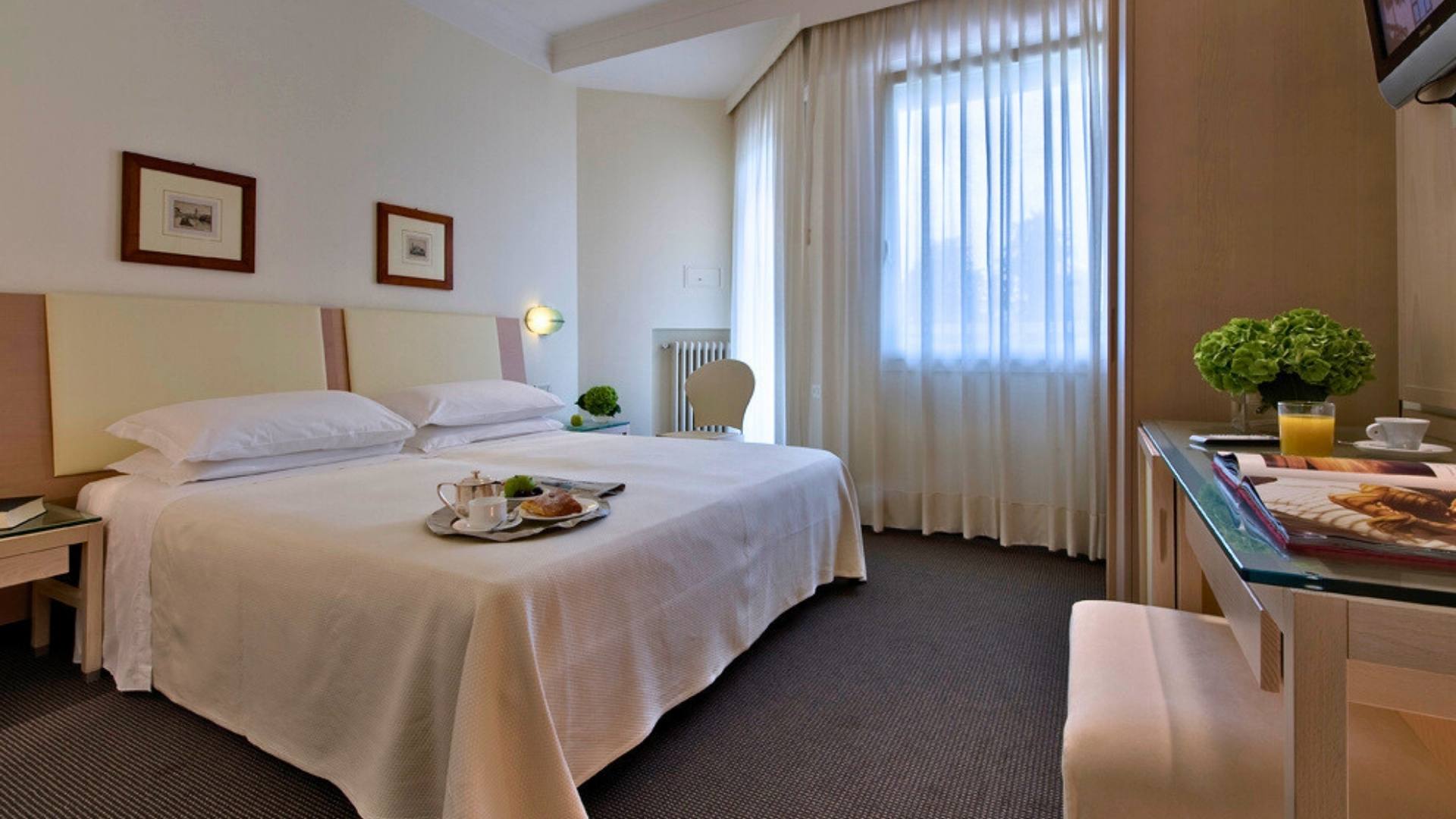 Comfort room2