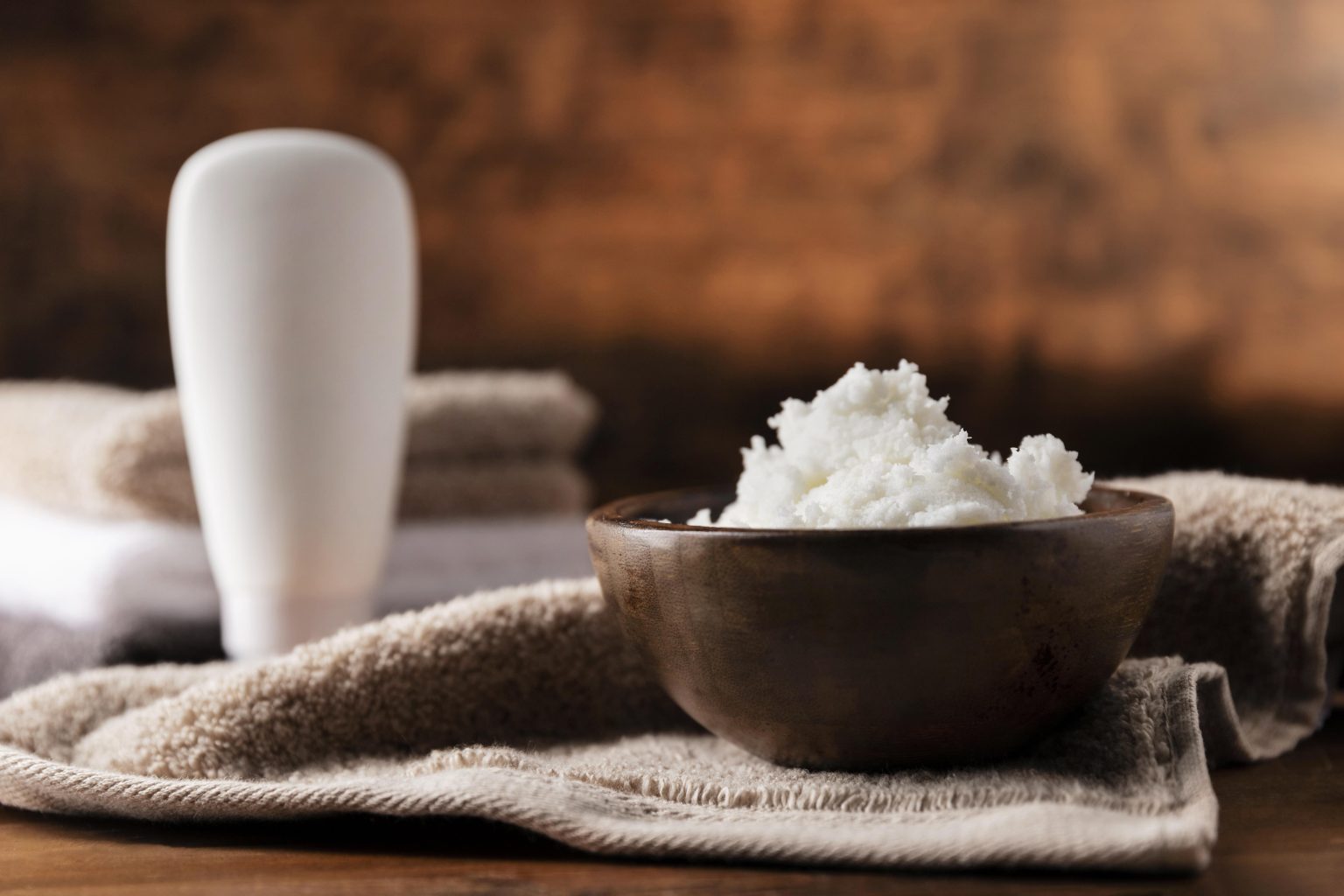 von 16.00 bis 18.00 Uhr <br>Reservierung erforderlich, Plätze begrenzt. <br>Aufguss- und Scrub-Rituale mit <br>Saunameistern im <br>SPA Aqva & Thermae